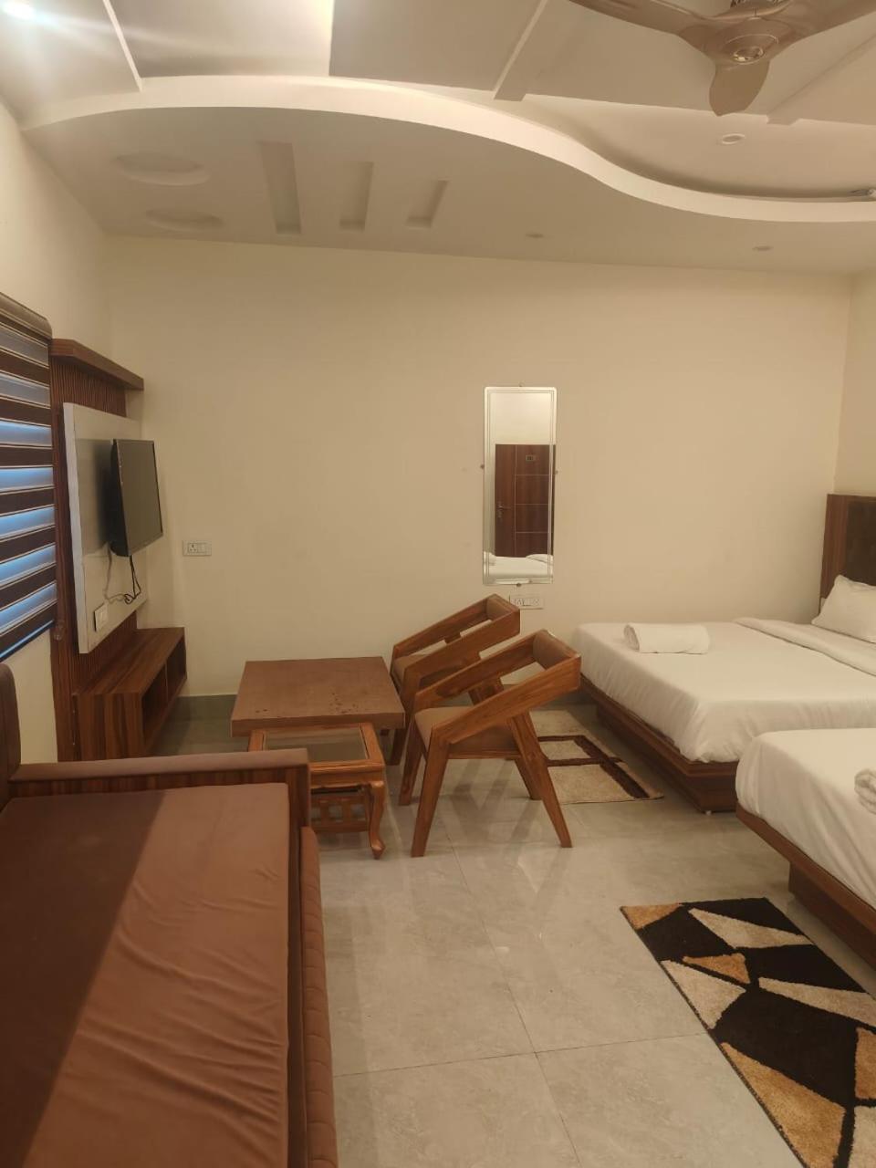 Aroma Resort Rishikesh Exterior photo